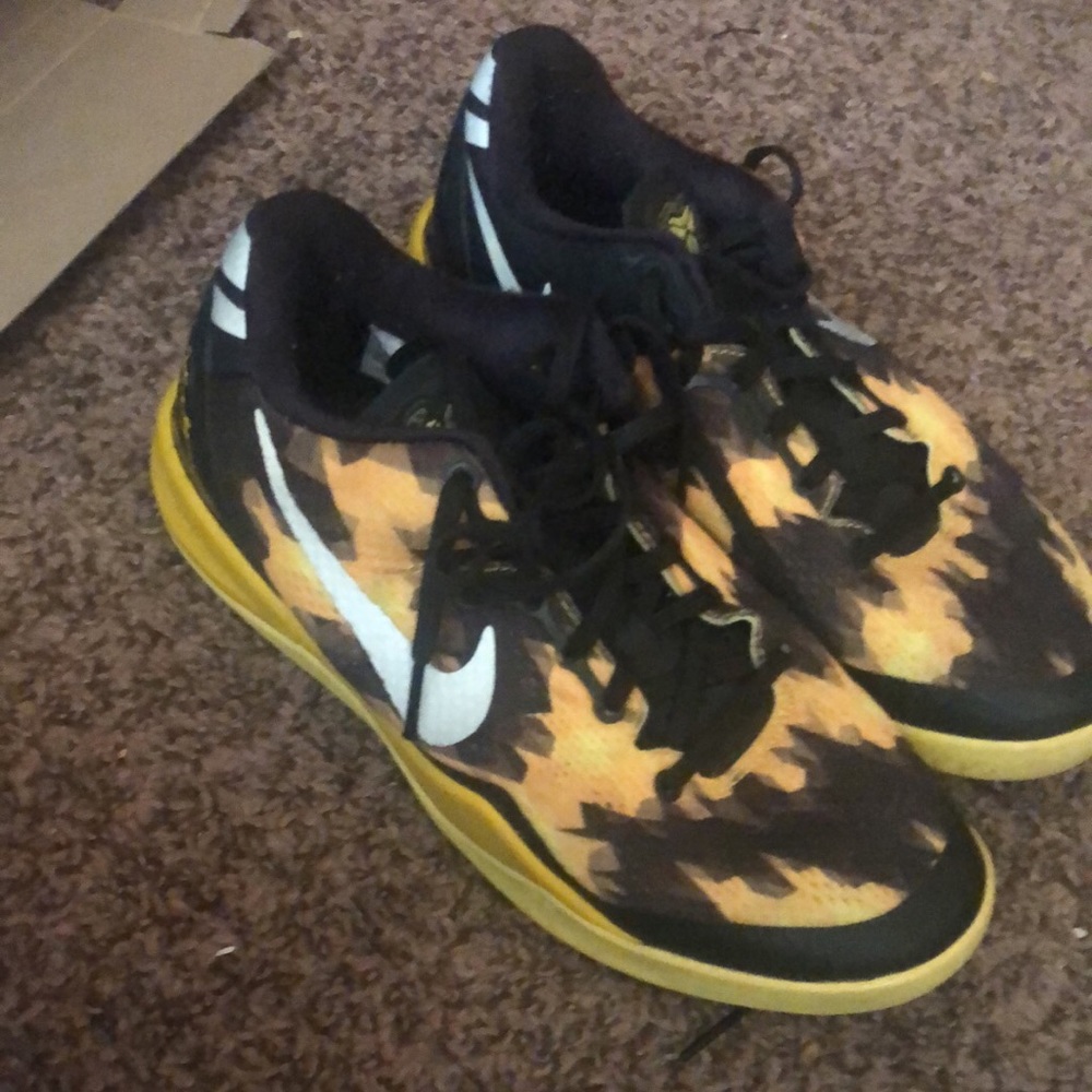 Kobe black mamba